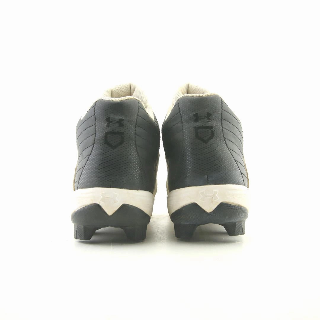 UNDER ARMOUR LEADOFF MID Under Armour sport shoe shots