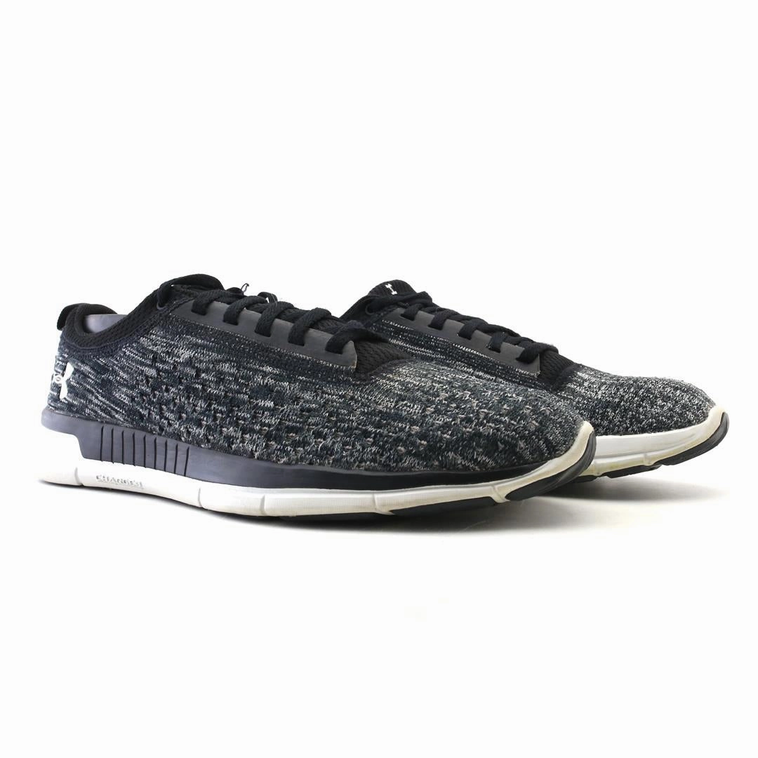 UNDER ARMOUR LIGHTNING 2 Under Armour trainer close-ups