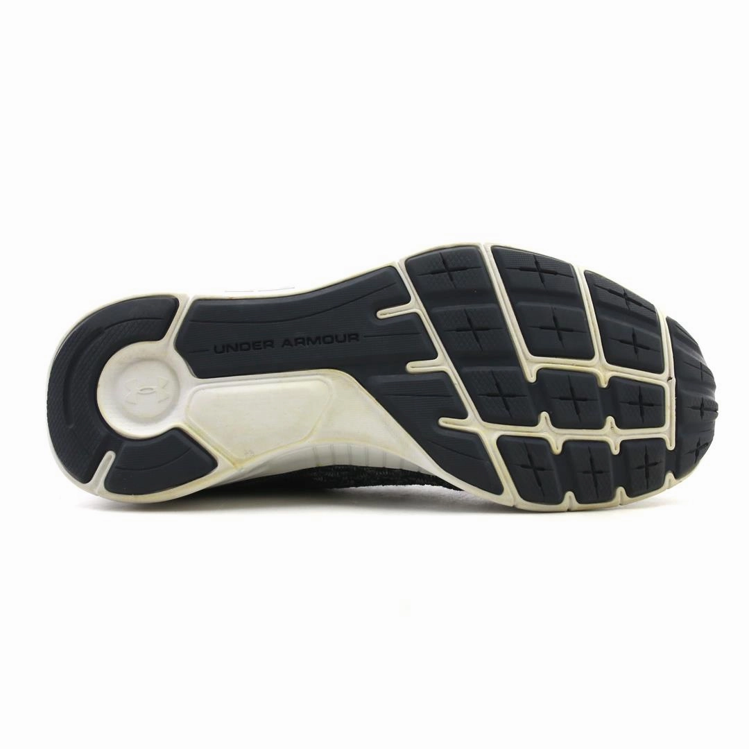 UNDER ARMOUR LIGHTNING 2 Under Armour trainer close-ups