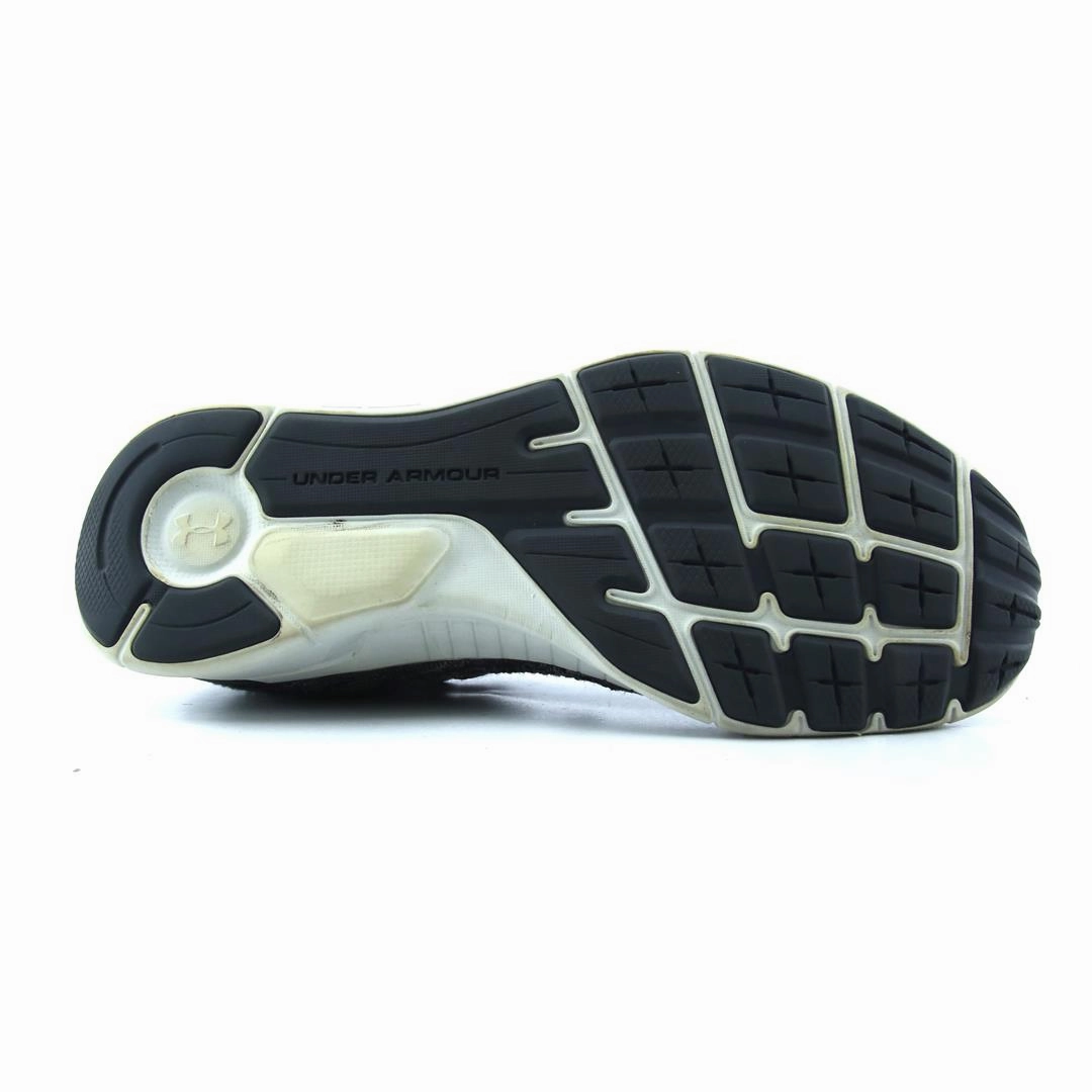 UNDER ARMOUR LIGHTNING 2 Under Armour trainer close-ups