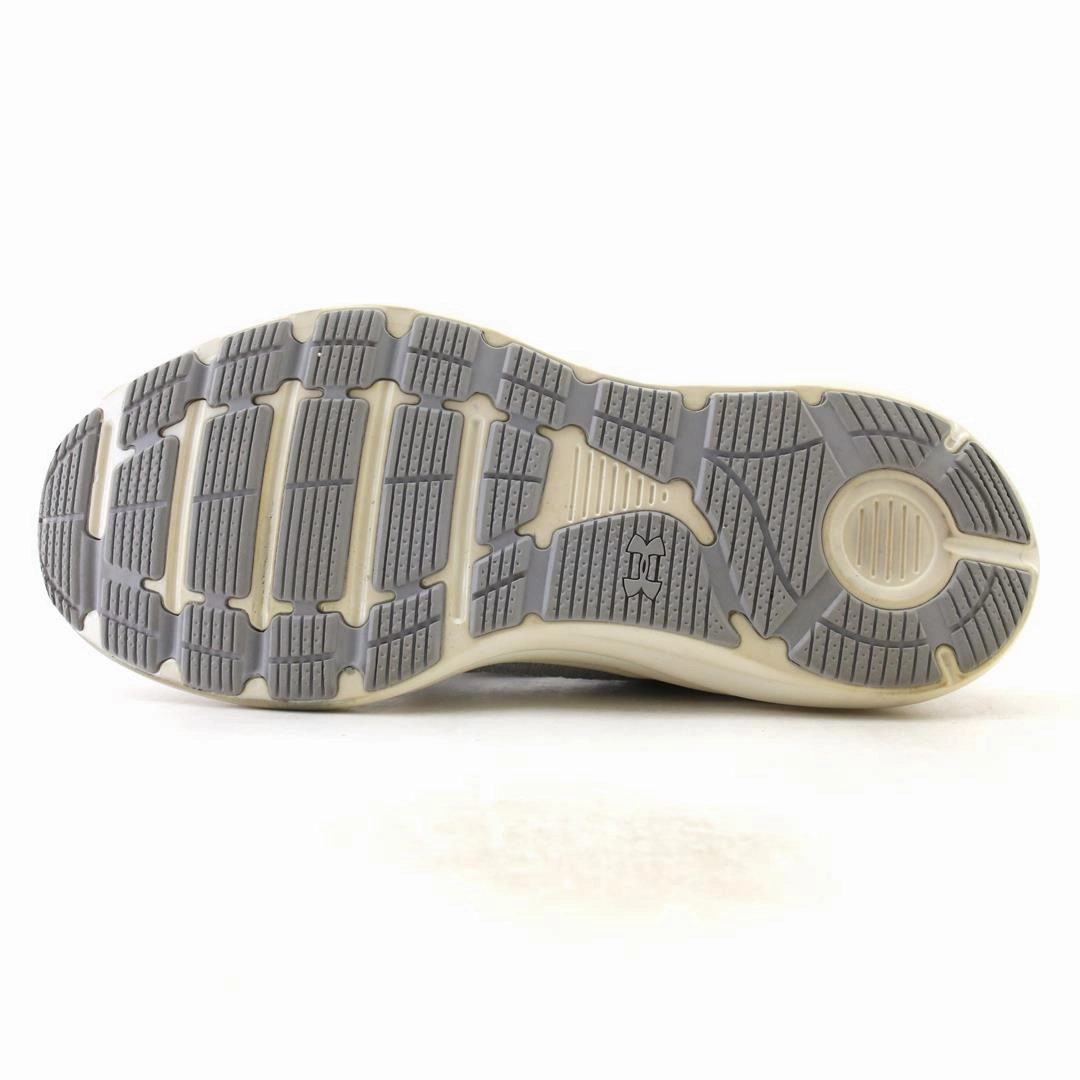 UNDER ARMOUR  LIQUIFY Under Armour trainer close-ups
