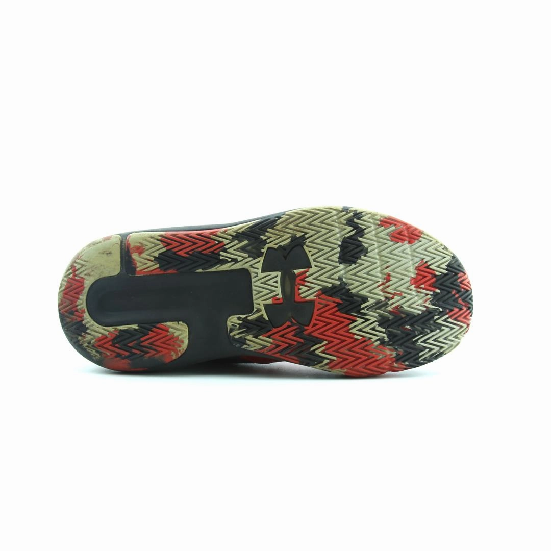 UNDER ARMOUR LOCKDOWN 5 Under Armour sport shoe shots