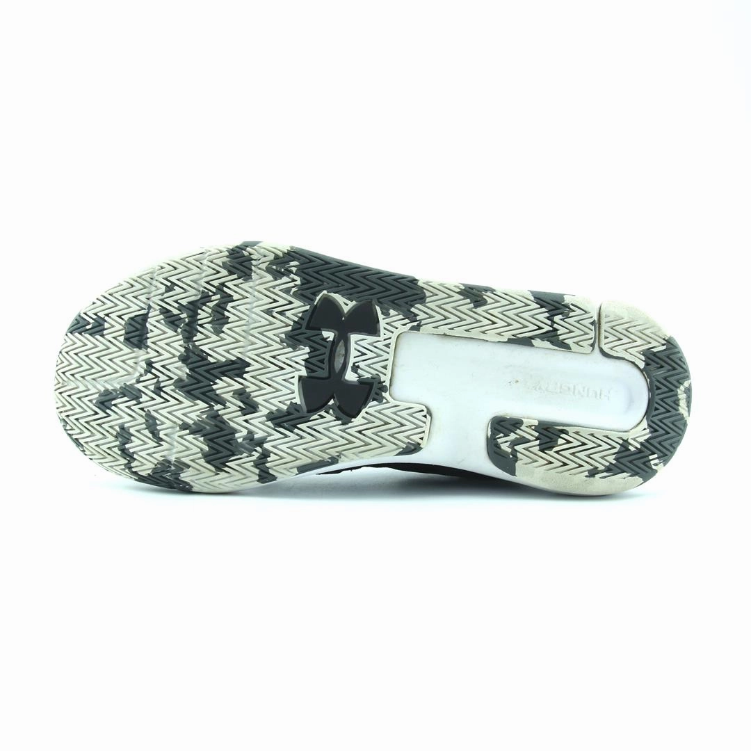 UNDER ARMOUR LOCKDOWN 5 Under Armour sport shoe shots