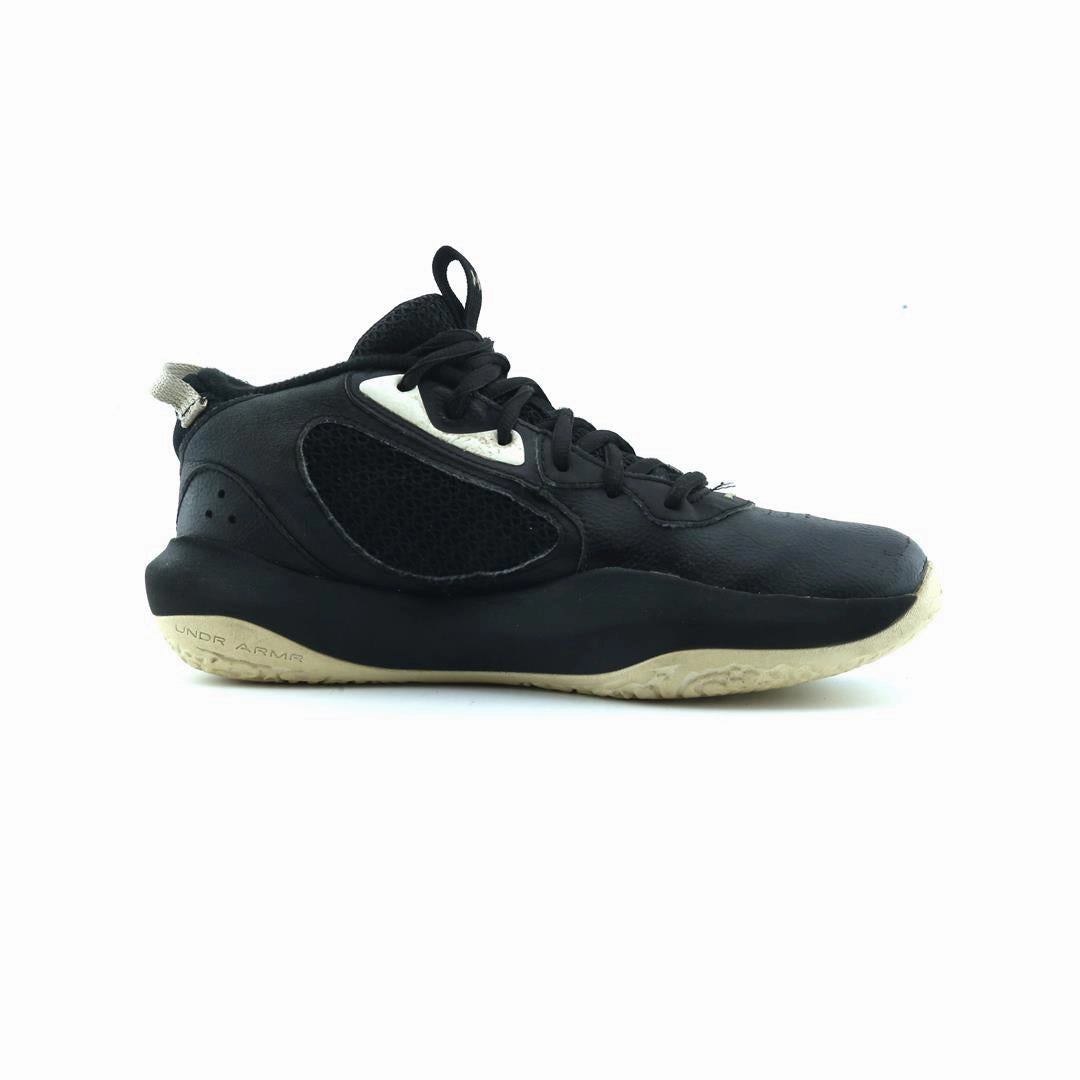 UNDER ARMOUR LOCKDOWN 6 Under Armour sport shoe shots
