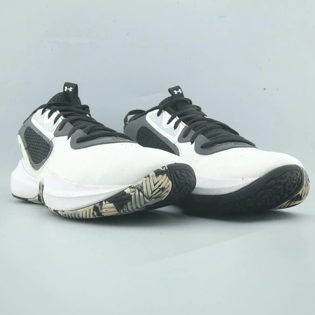 UNDER ARMOUR  LOCKDOWN 6 Under Armour sport shoe shots