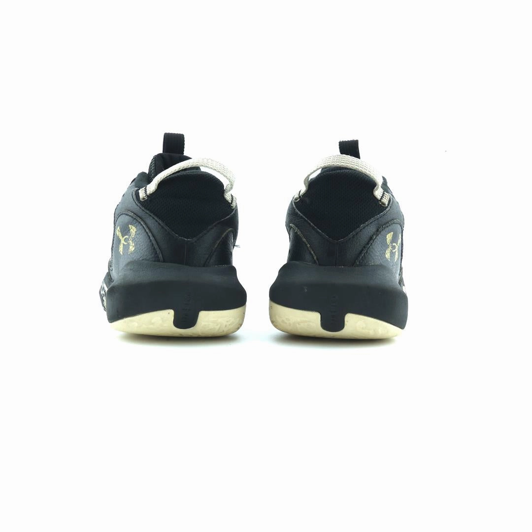 UNDER ARMOUR LOCKDOWN 6 Under Armour sport shoe shots
