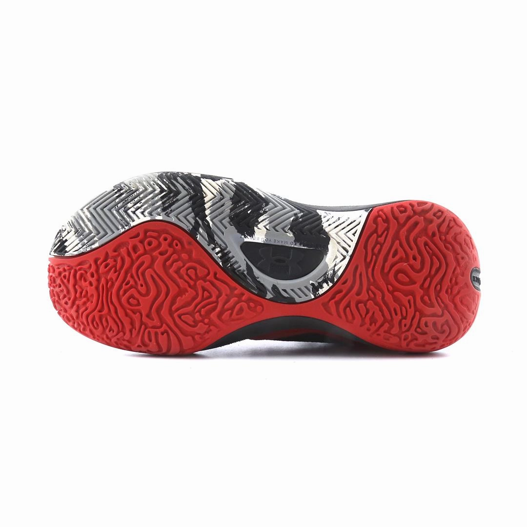 UNDER ARMOUR LOCKDOWN 6 Under Armour trainer close-ups