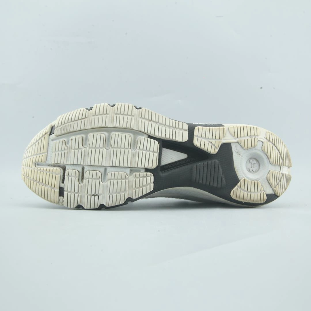 UNDER ARMOUR MACHINNA 2 Under Armour sport shoe shots