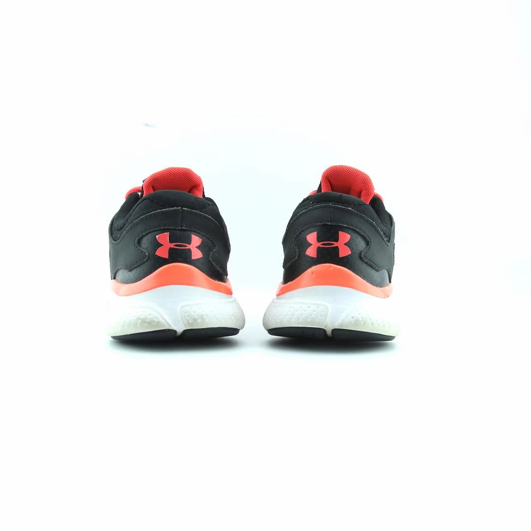 UNDER ARMOUR MICRO G ASSERT 5 Under Armour sport shoe shots