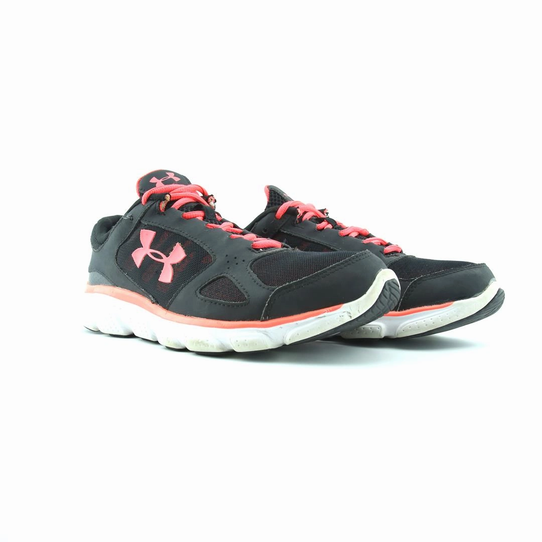 UNDER ARMOUR MICRO G ASSERT 5 Under Armour sport shoe shots