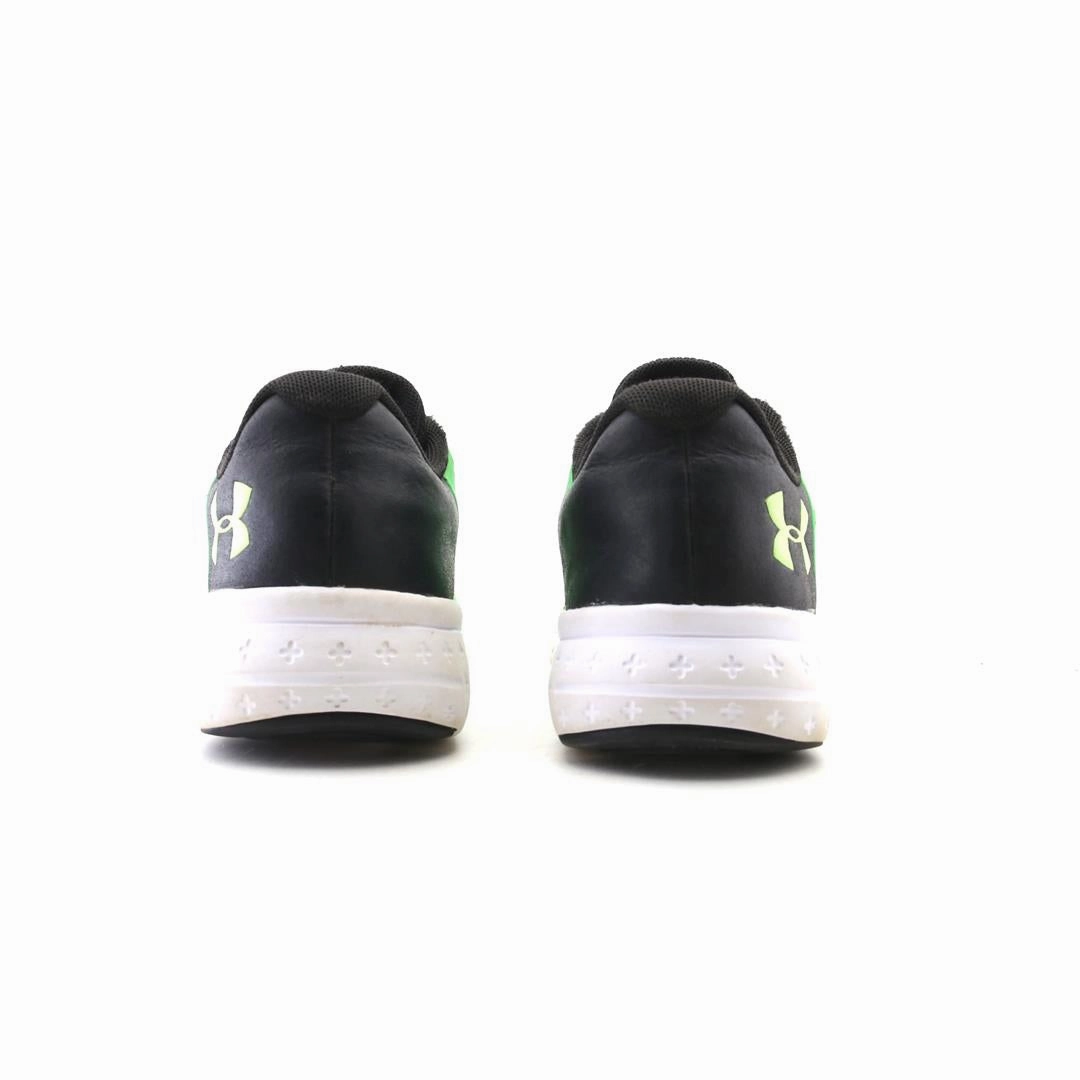 UNDER ARMOUR  MICRO G FUEL Under Armour trainer close-ups
