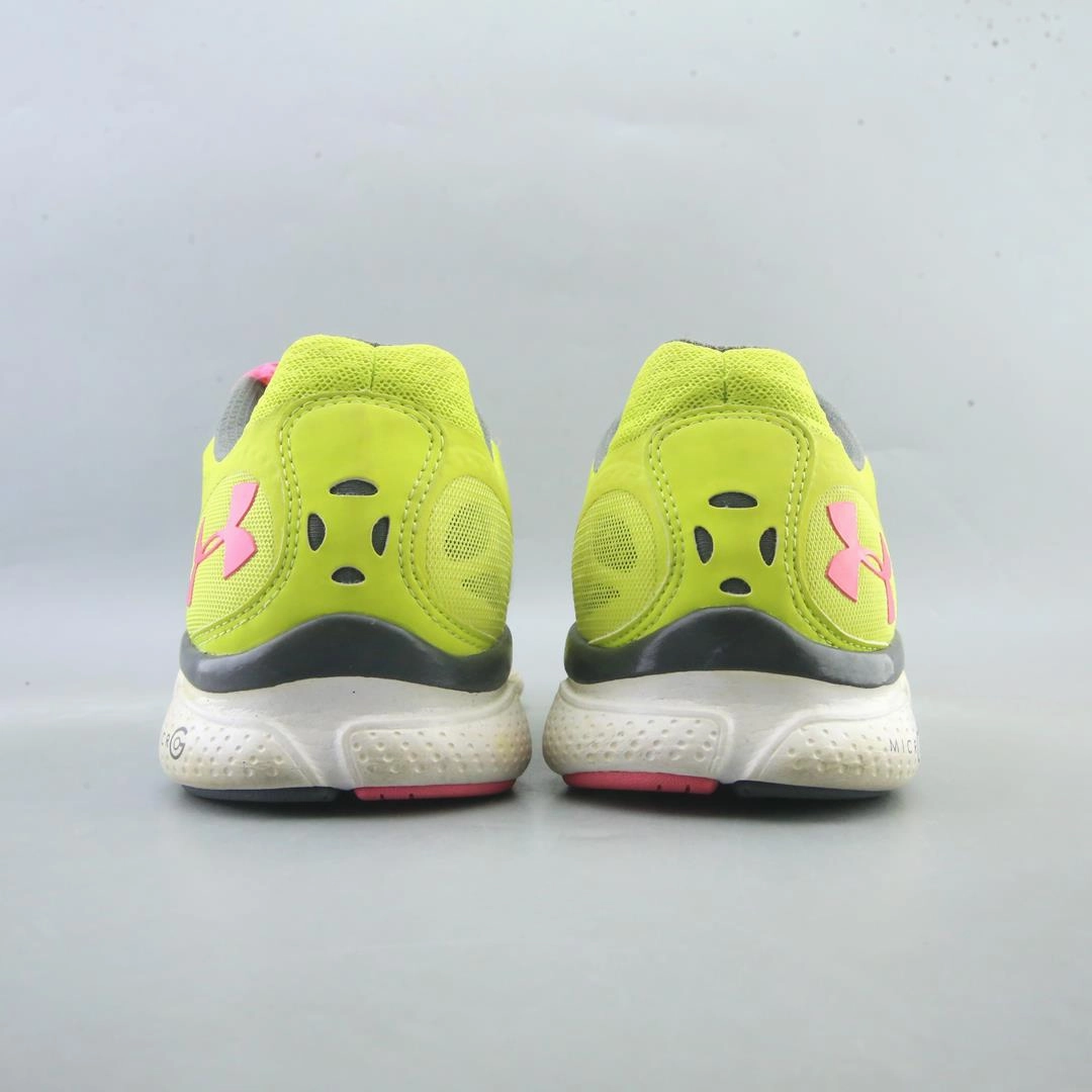 UNDER ARMOUR  MICRO G SKULPT Under Armour sport shoe shots