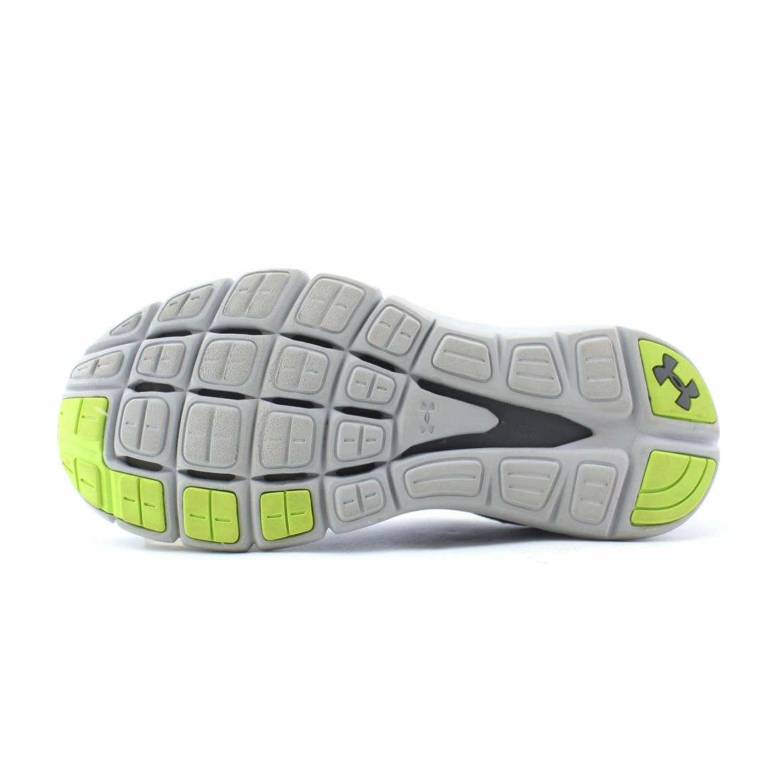 UNDER ARMOUR MICRO G Under Armour trainer close-ups