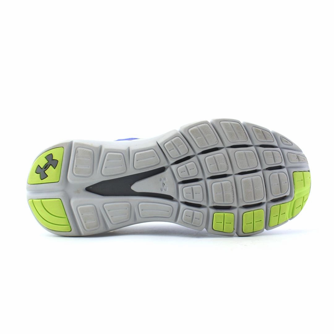 UNDER ARMOUR MICRO G Under Armour trainer close-ups