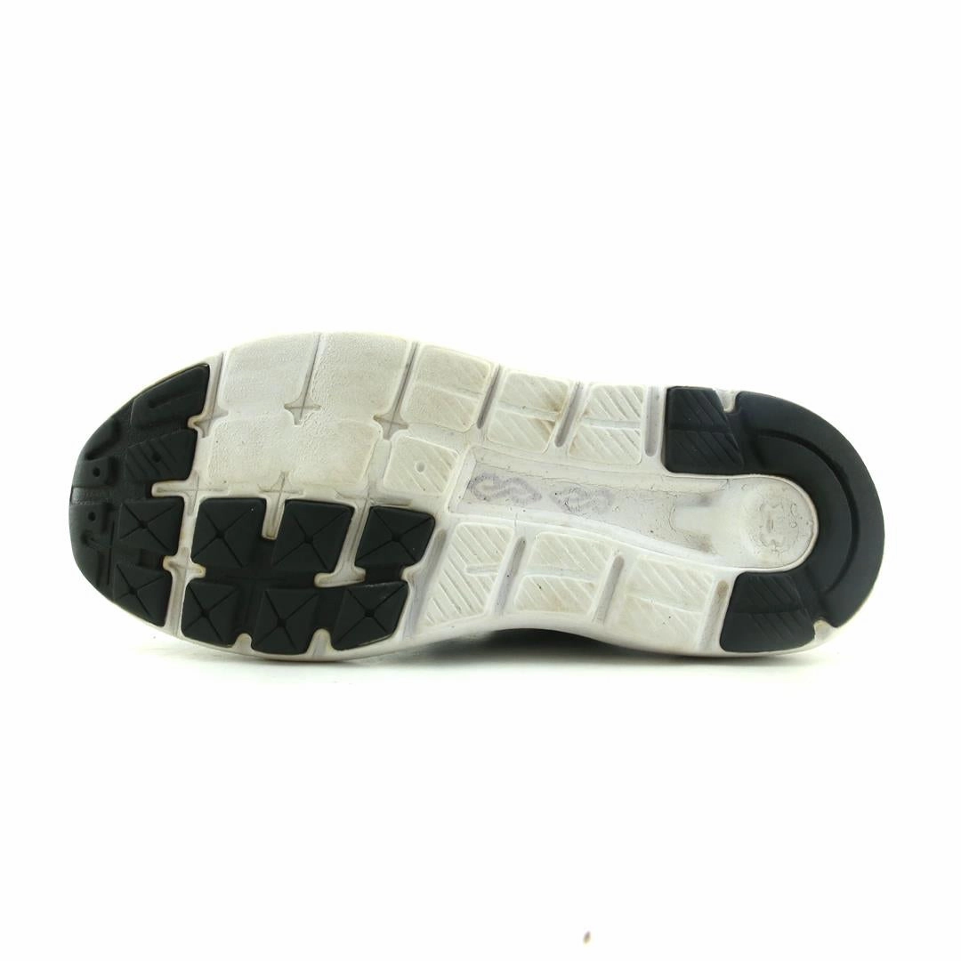UNDER ARMOUR OUTHUSTLE Under Armour sport shoe shots
