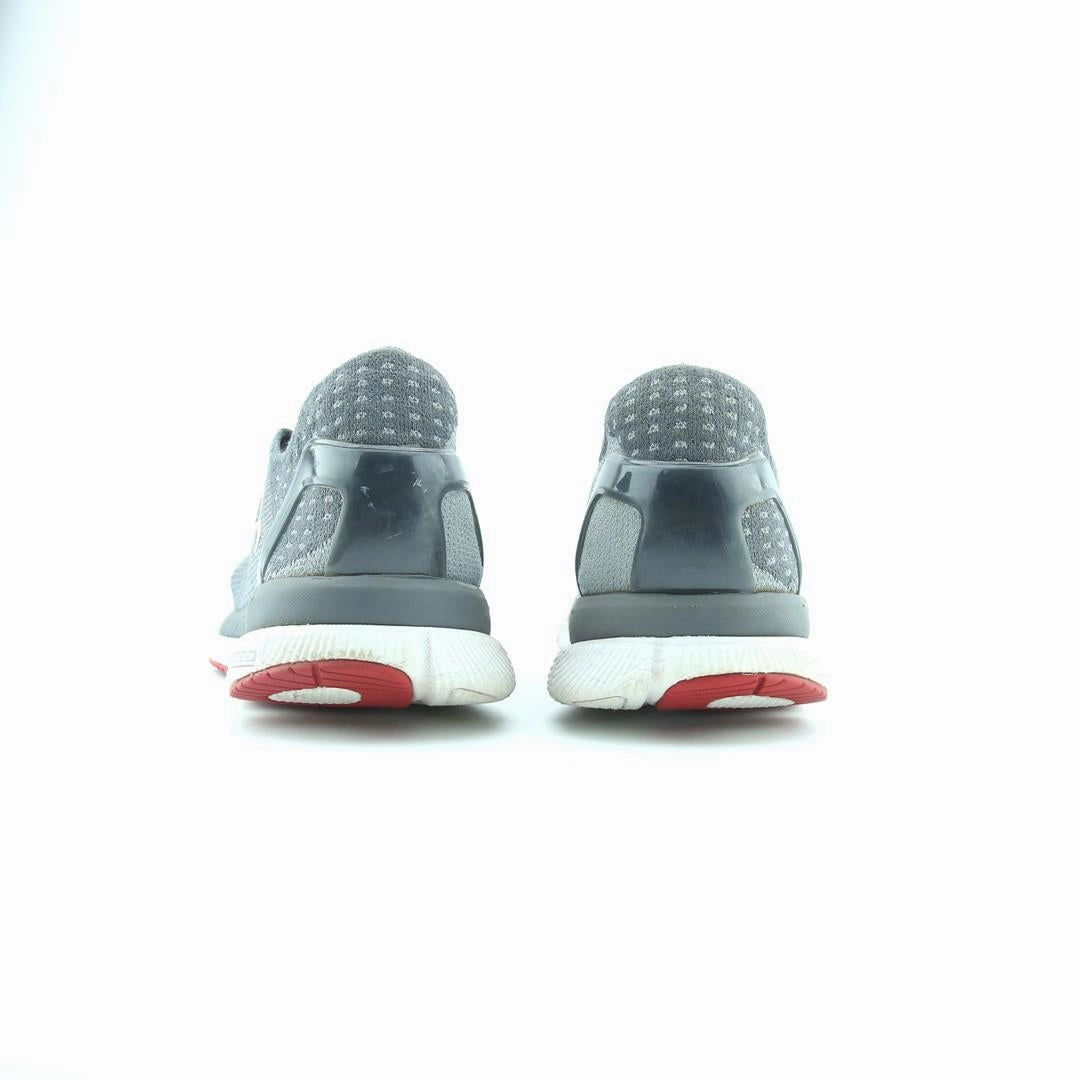 UNDER ARMOUR PEEDFORM SLINGSHOT Under Armour sport shoe shots