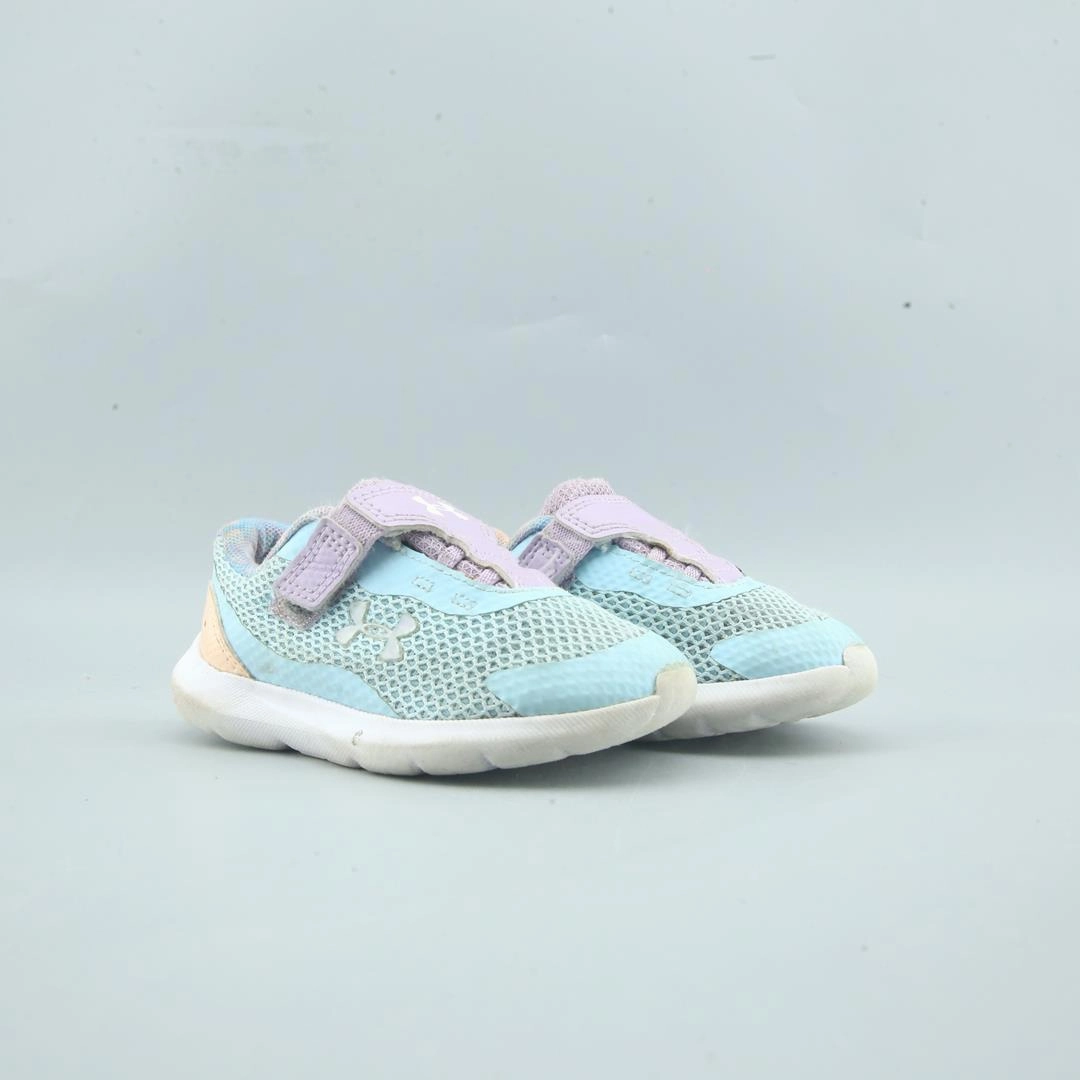 UNDER ARMOUR  PHANTOM 3 Under Armour sport shoe shots
