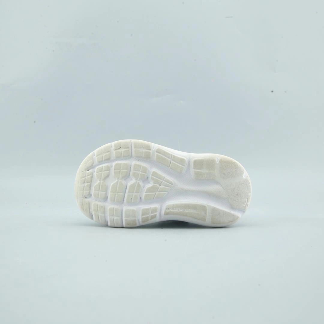 UNDER ARMOUR  PHANTOM 3 Under Armour sport shoe shots