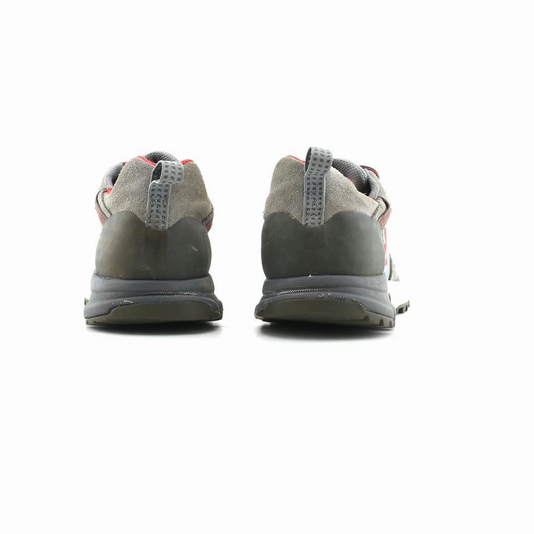 UNDER ARMOUR POST CANYON LOW Under Armour trainer close-ups