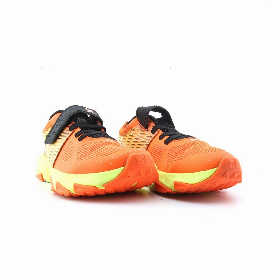 UNDER ARMOUR PRE SCHOOL X LEVEL Under Armour sport shoe shots