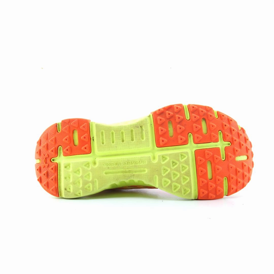 UNDER ARMOUR PRE SCHOOL X LEVEL Under Armour sport shoe shots