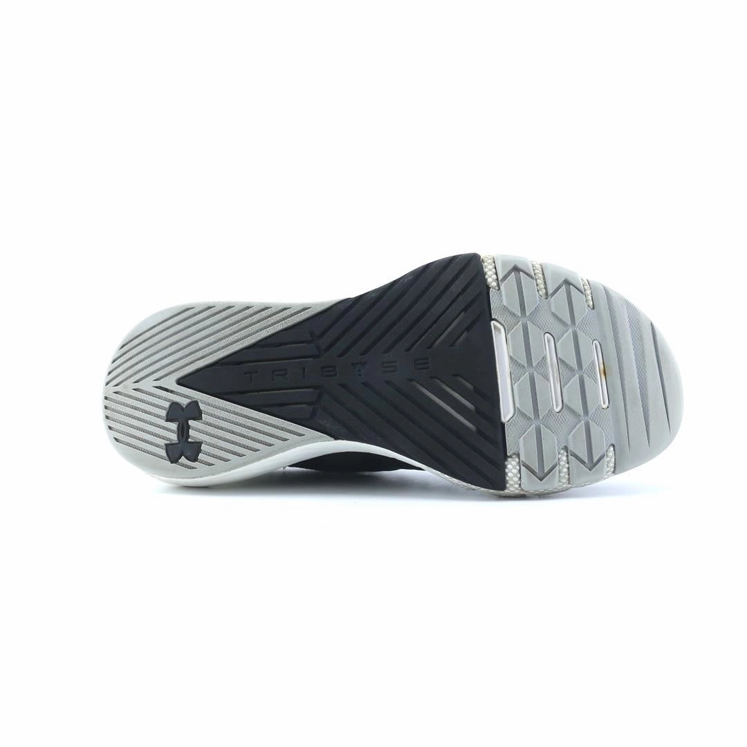 UNDER ARMOUR PROJECT ROCK 2 Under Armour sport shoe shots