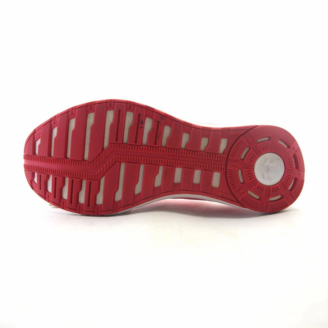 UNDER ARMOUR  PURSUIT NG Under Armour trainer close-ups