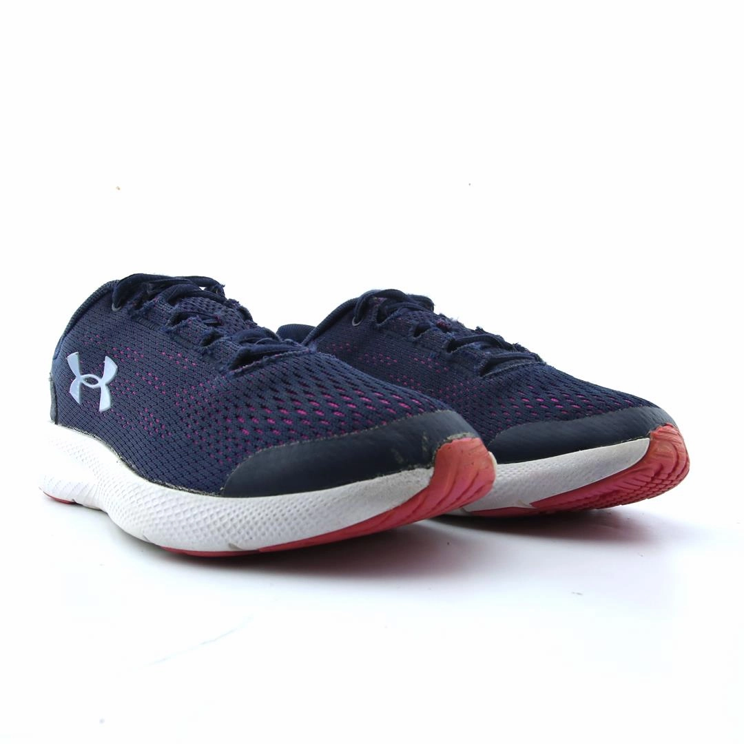 UNDER ARMOUR PURSUIT Under Armour sport shoe shots