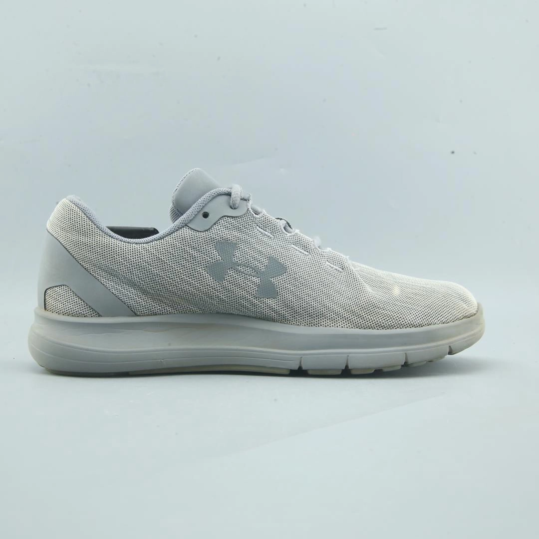 UNDER ARMOUR REMIX Under Armour performance footwear
