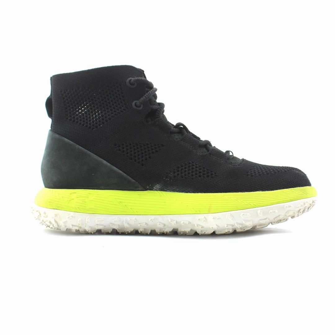 UNDER ARMOUR RLT KNIT FAT Under Armour trainer close-ups