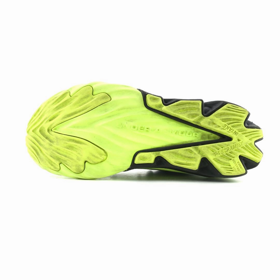 UNDER ARMOUR SCRAMJET 3 Under Armour trainer close-ups