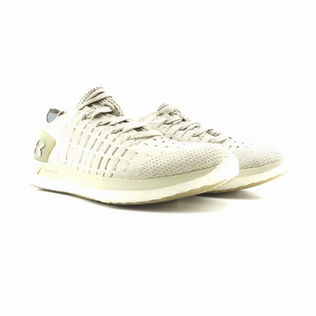 UNDER ARMOUR SLINGRIDE 2 Under Armour trainer close-ups