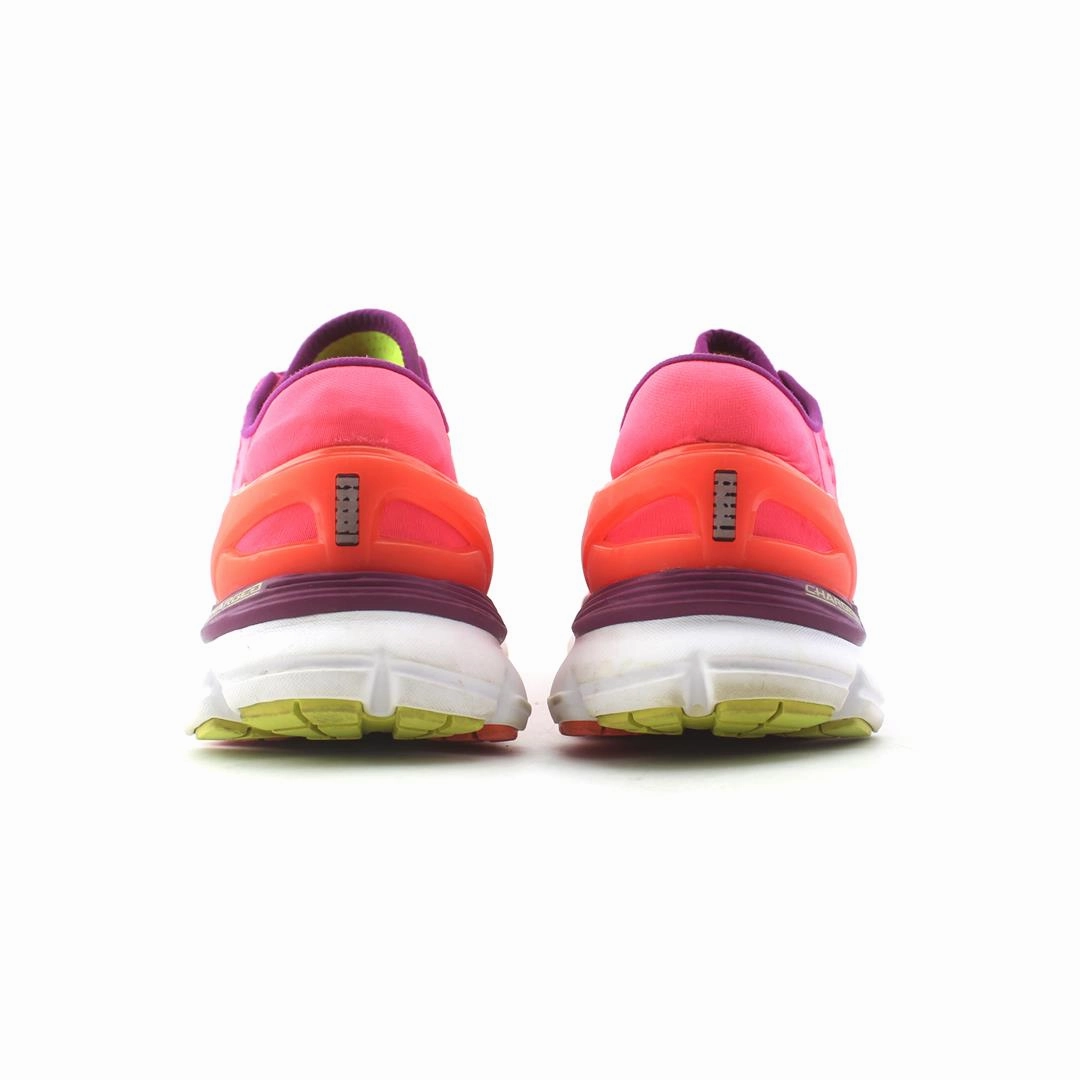 UNDER ARMOUR SPEEDFOAM GEMINI Under Armour trainer close-ups