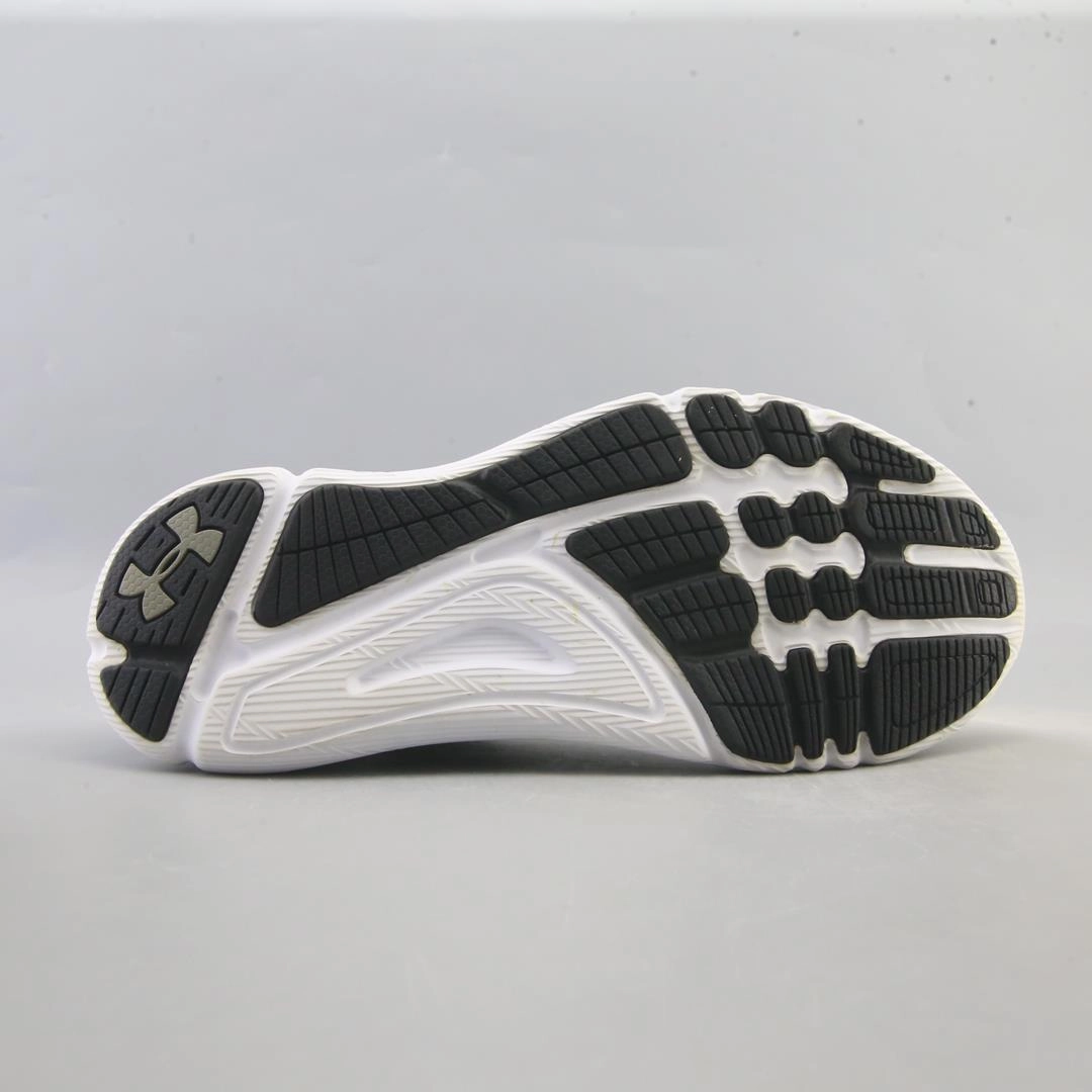 UNDER ARMOUR SPEEDFORM APOLLO 2 Under Armour trainer close-ups