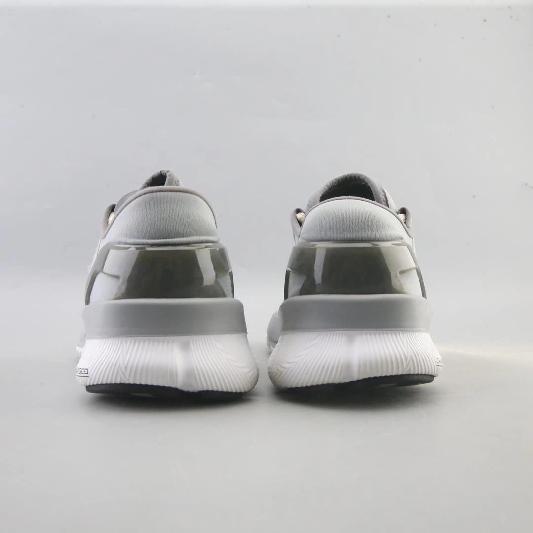 UNDER ARMOUR SPEEDFORM APOLLO 2 Under Armour trainer close-ups