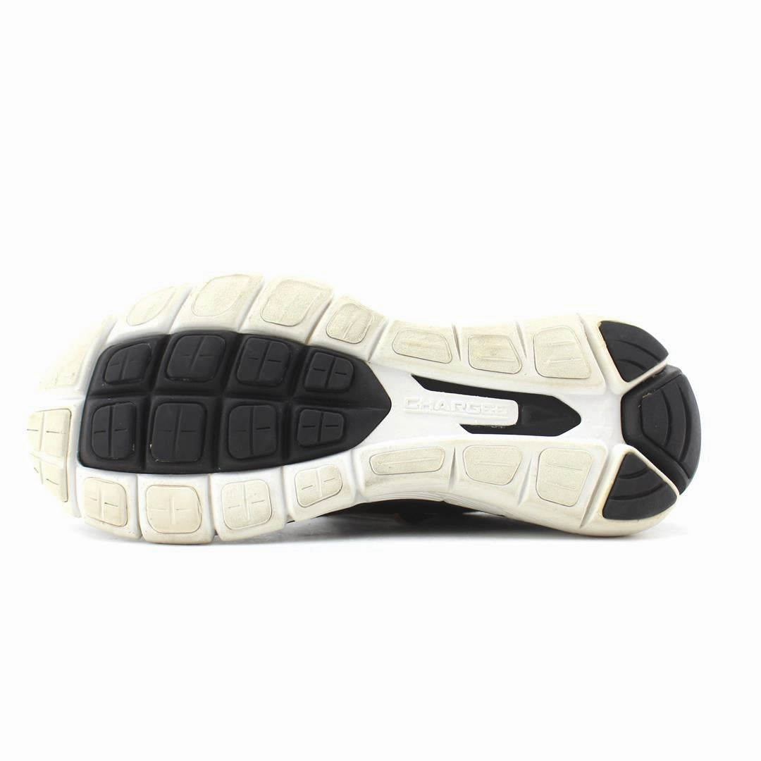 UNDER ARMOUR SPEEDFORM FORTIS 2 Under Armour trainer close-ups