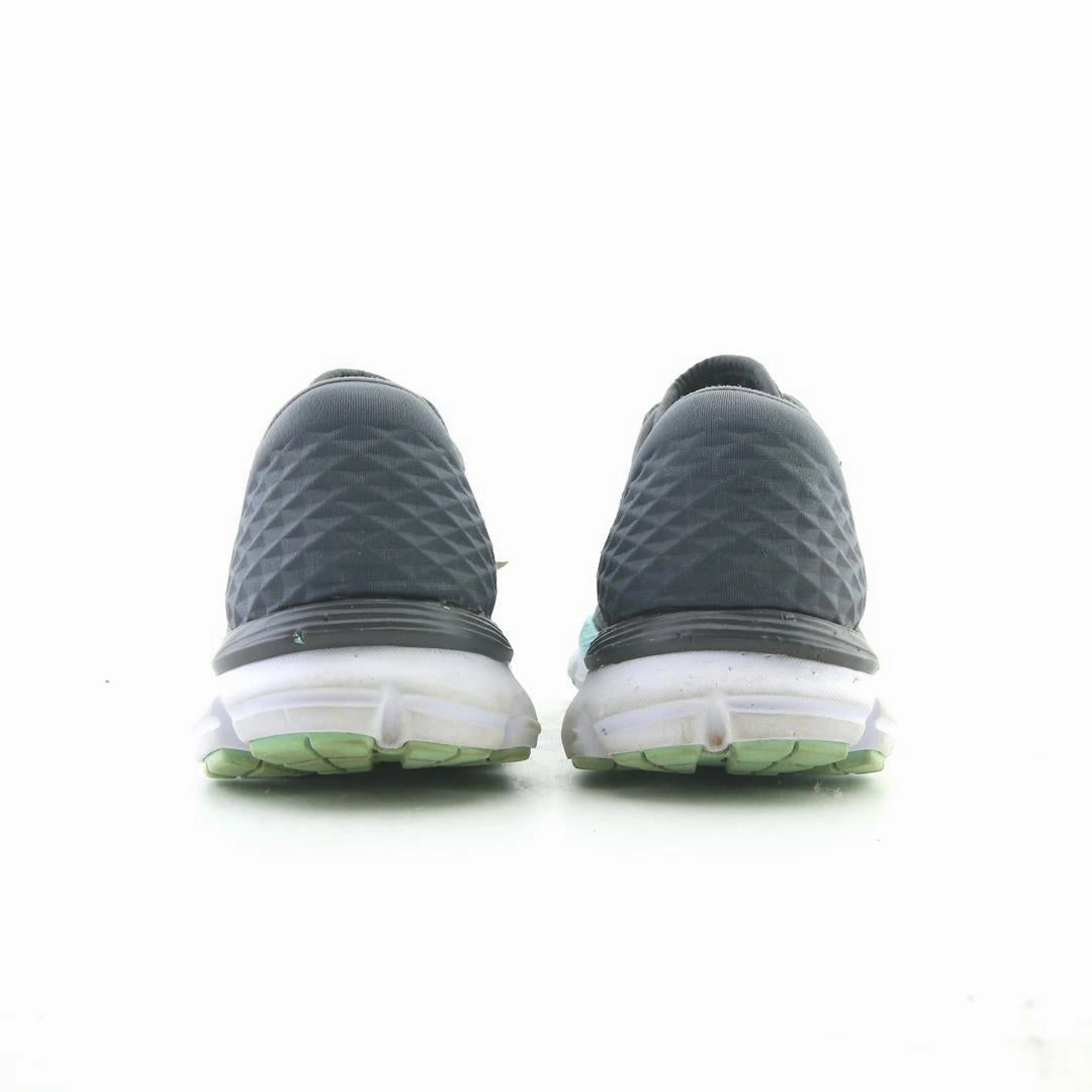 UNDER ARMOUR SPEEDFORM INTAKE Under Armour trainer close-ups