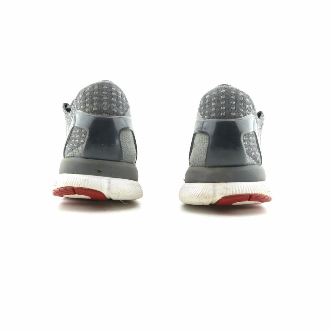 UNDER ARMOUR SPEEDFORM SLINGSHOT Under Armour trainer close-ups