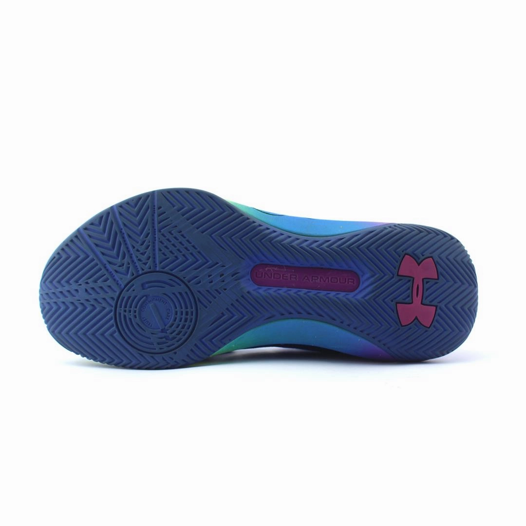 UNDER ARMOUR STEPH CURRY Under Armour trainer close-ups