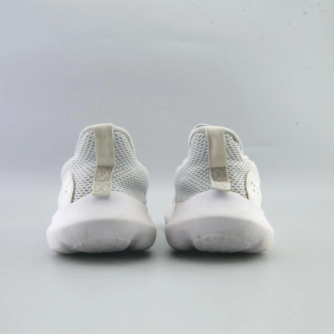 UNDER ARMOUR SURGE 3 Under Armour performance footwear