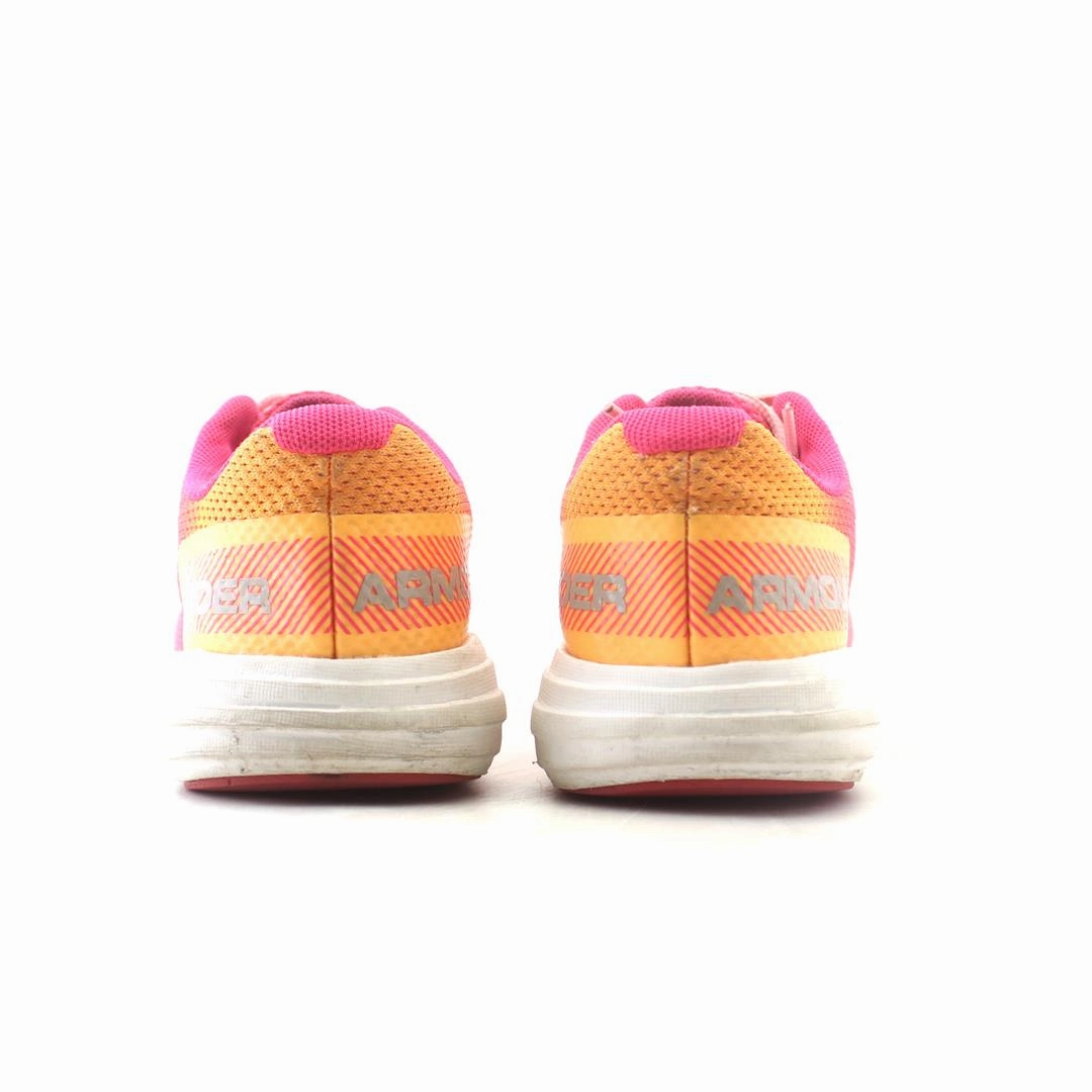 UNDER ARMOUR SURGE RN PRISM Under Armour trainer close-ups