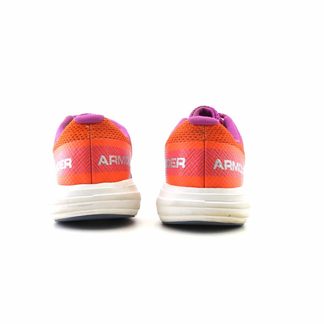 UNDER ARMOUR SURGE RN Under Armour trainer close-ups