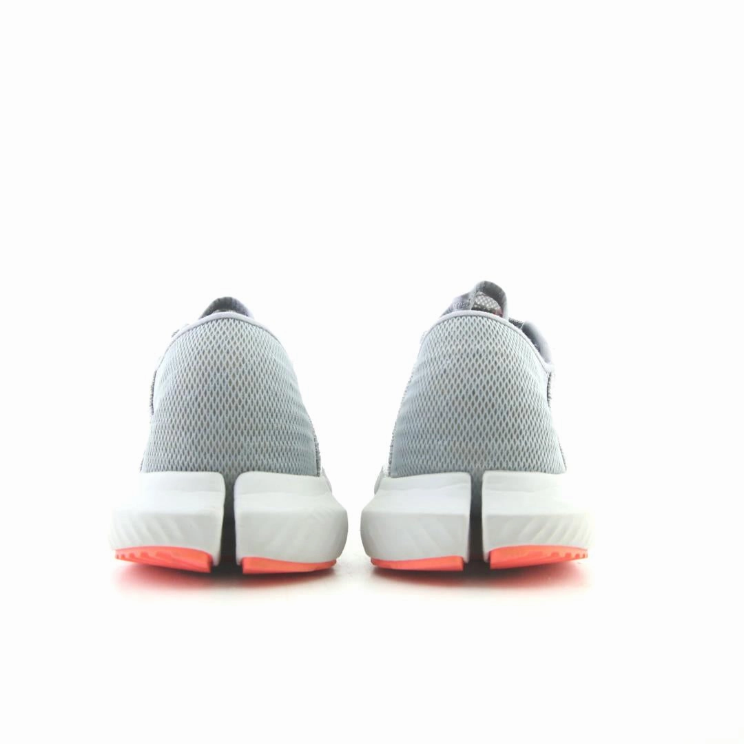 UNDER ARMOUR THREADBORNE Under Armour trainer close-ups