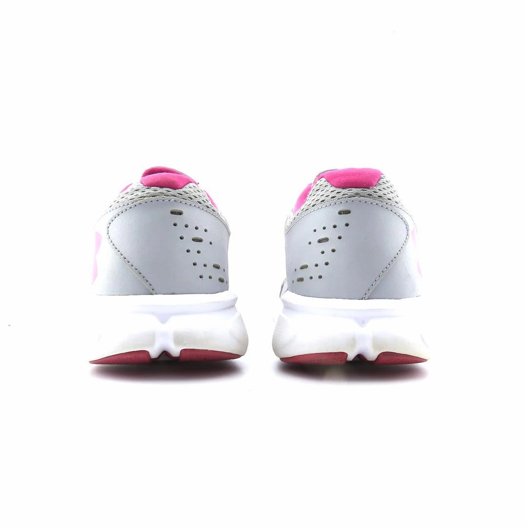 UNDER ARMOUR THRILL 2 Under Armour trainer close-ups