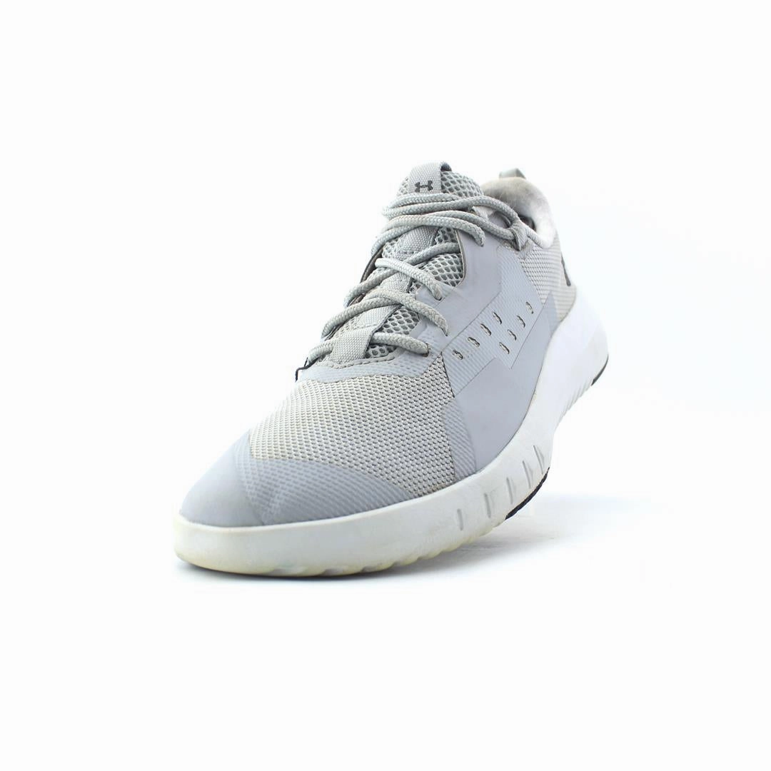 UNDER ARMOUR TR96 Under Armour trainer close-ups