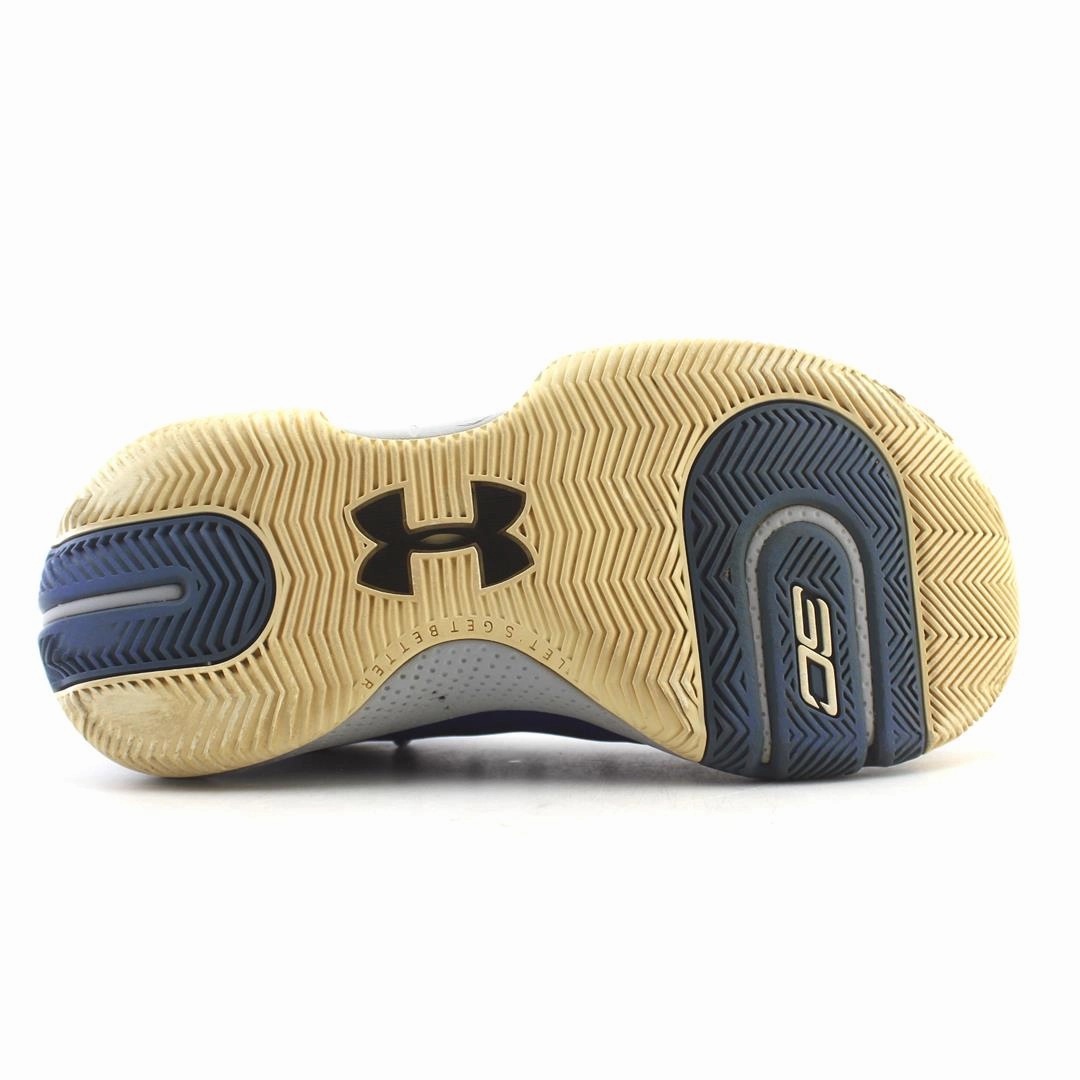 UNDER ARMOUR  UA SC 3ZERO III Under Armour trainer close-ups