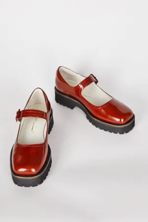 Veronica Mary Jane Lug Shoes In Tomato