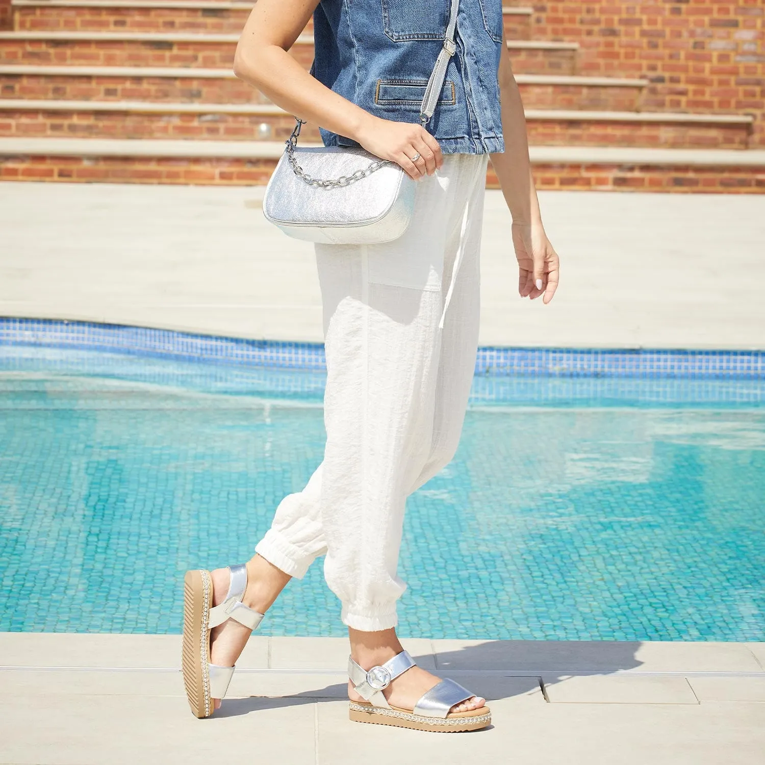 Walker: Silver Leather