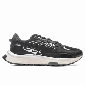 Wild Rider Tecno - Black Puma shoes with suede and modern shape