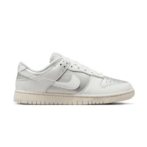 Wmns Dunk Low Next Nature 'Metallic Platinum'